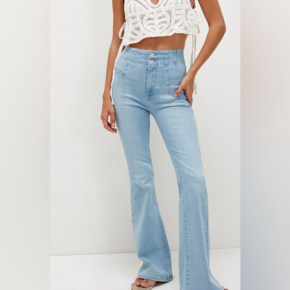 We The Free Jayde Flare Wide Leg Jeans Size 32 NWOT